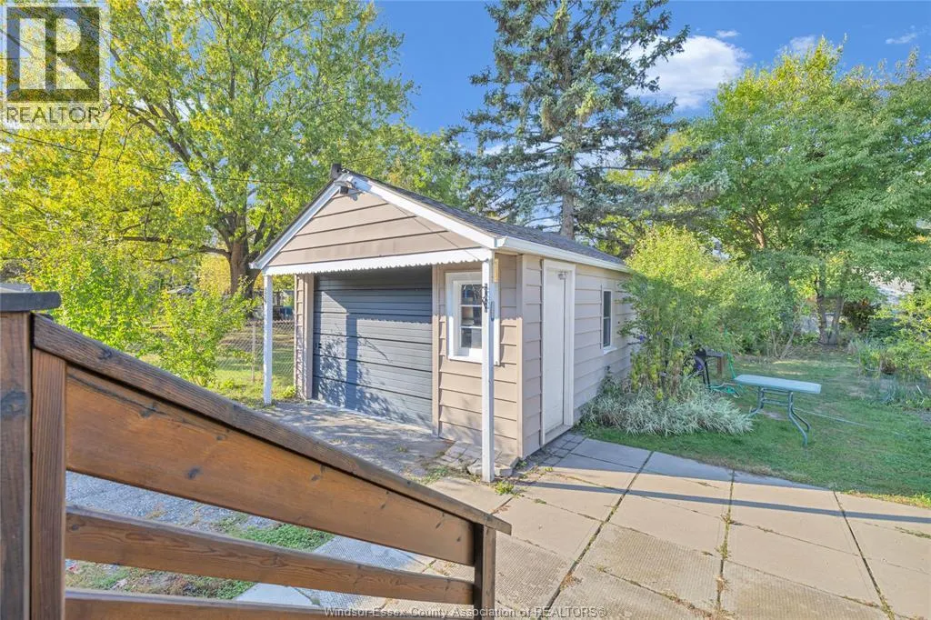 1575 BUCKINGHAM