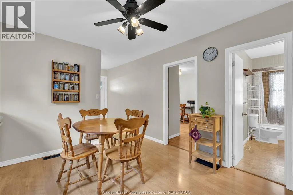 1575 BUCKINGHAM