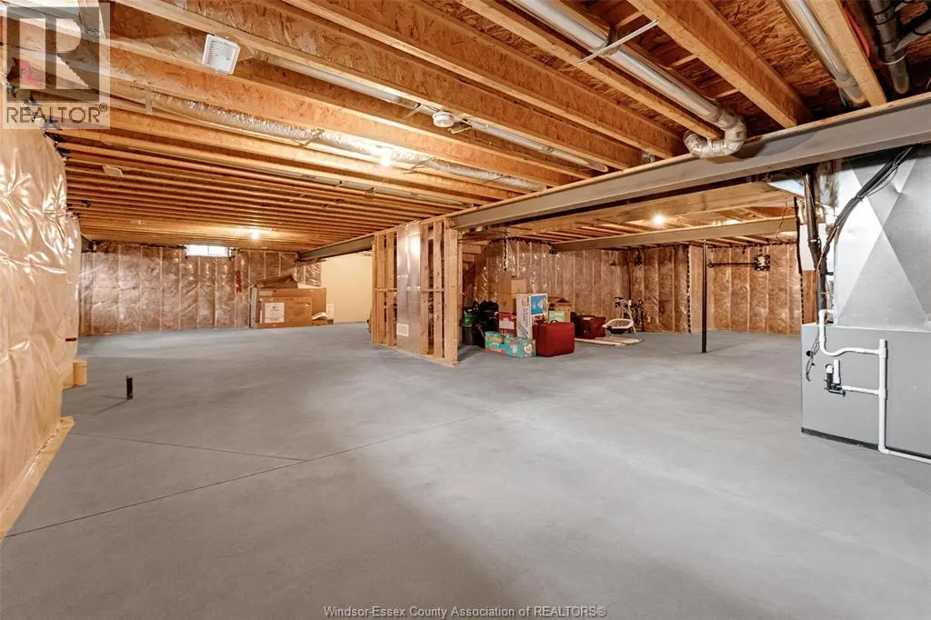 6123 MALDEN ROAD
