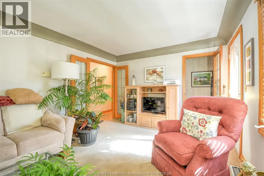 209 KENWOOD