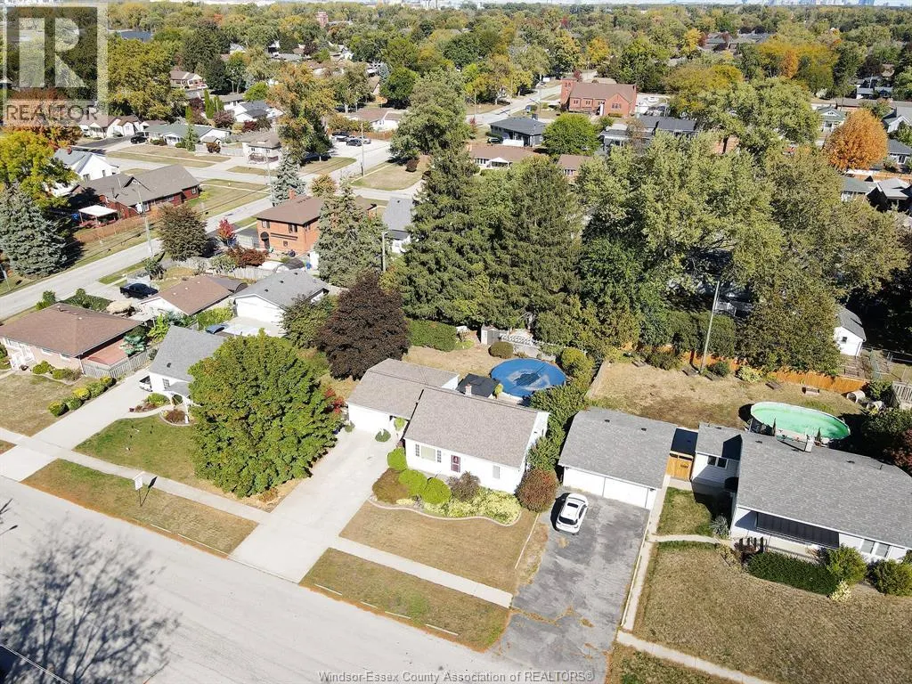 209 KENWOOD