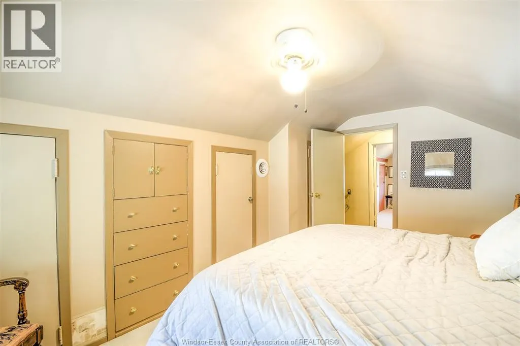209 KENWOOD