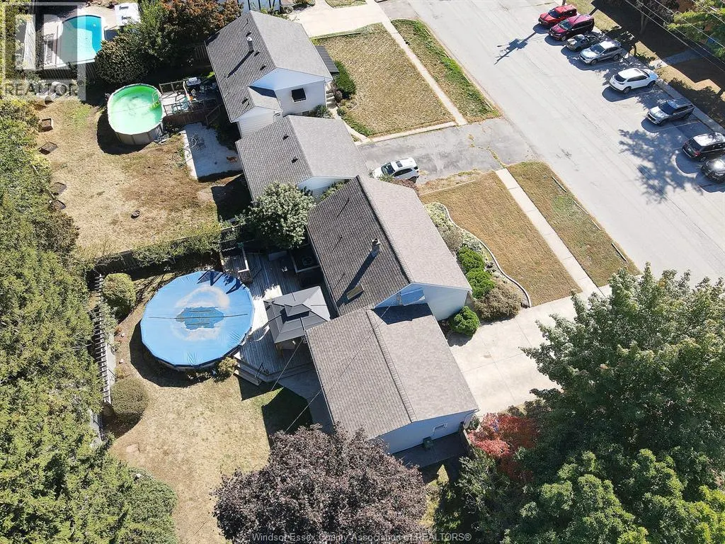 209 KENWOOD