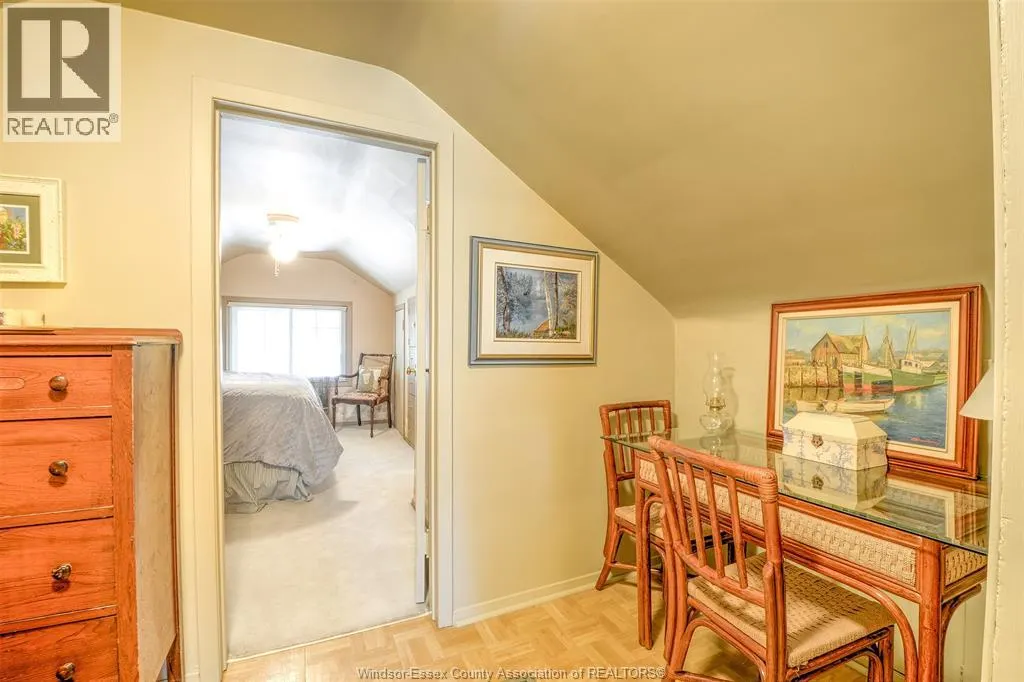 209 KENWOOD
