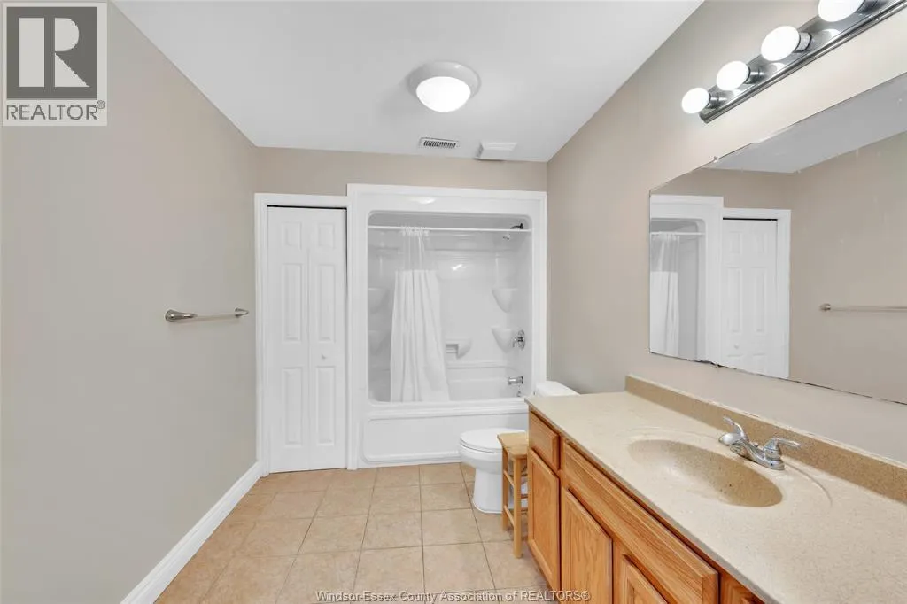 190 DIANE CRESCENT Unit# LOWER