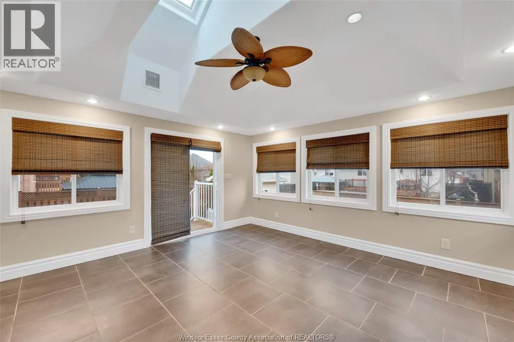 190 DIANE CRESCENT Unit# UPPER