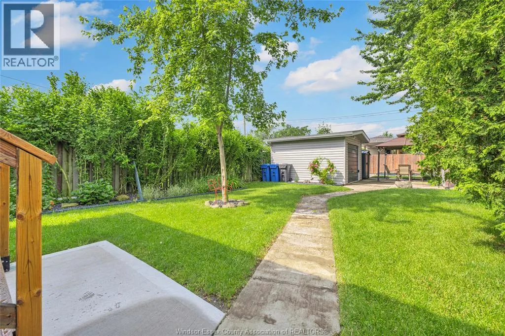 1517 BERNARD ROAD