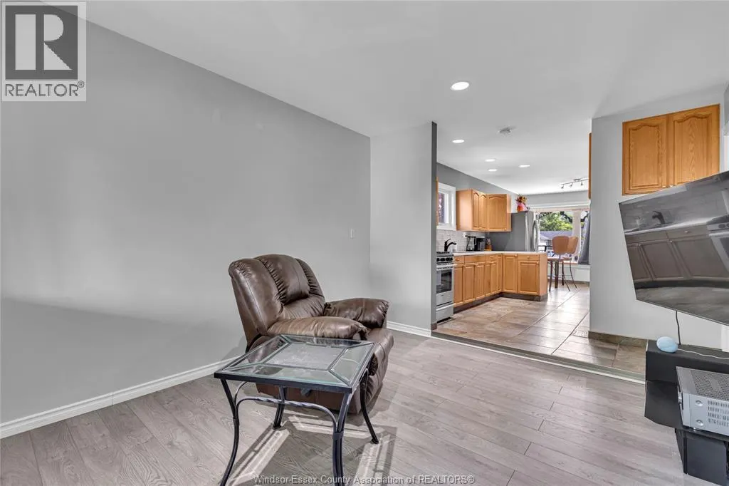 1517 BERNARD ROAD