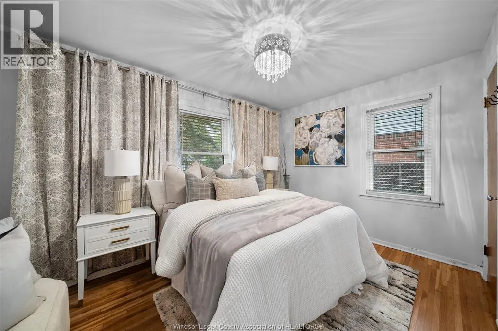1011 ISABELLE PLACE