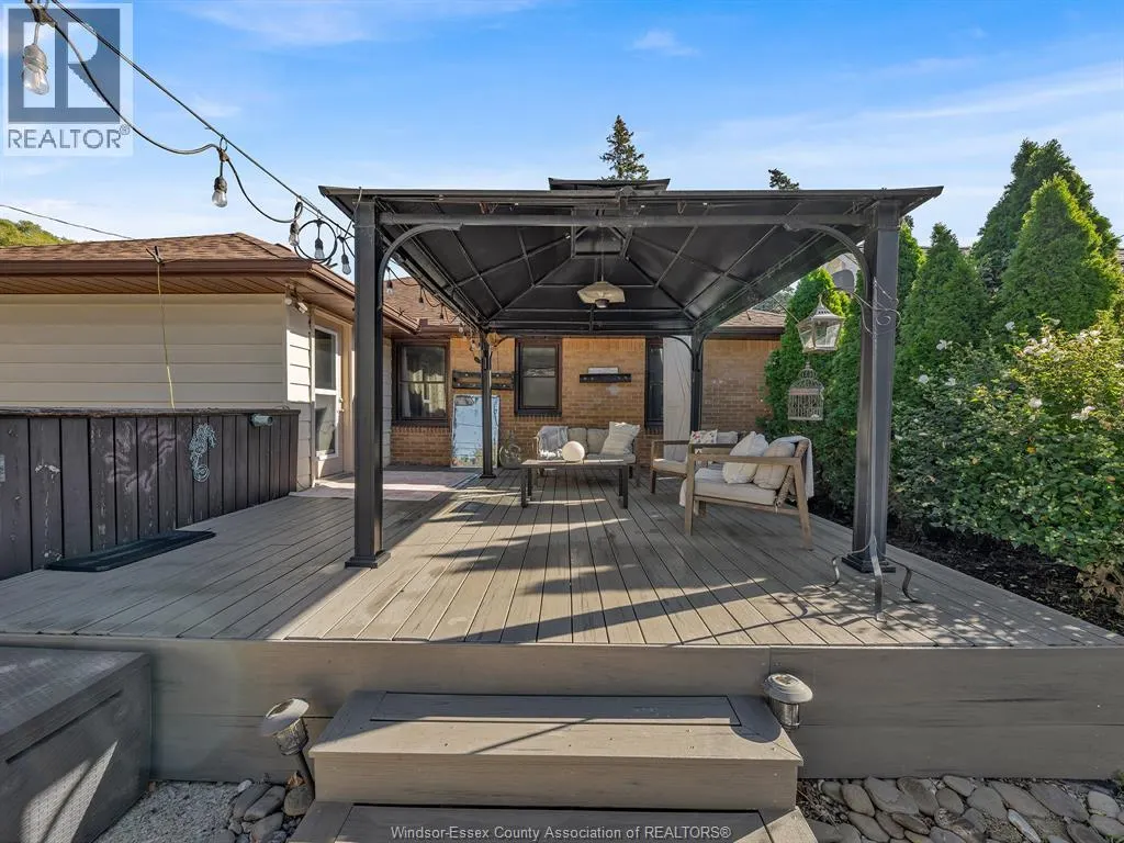 1011 ISABELLE PLACE