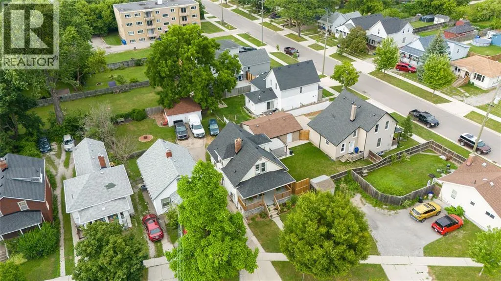 224 CONFEDERATION STREET