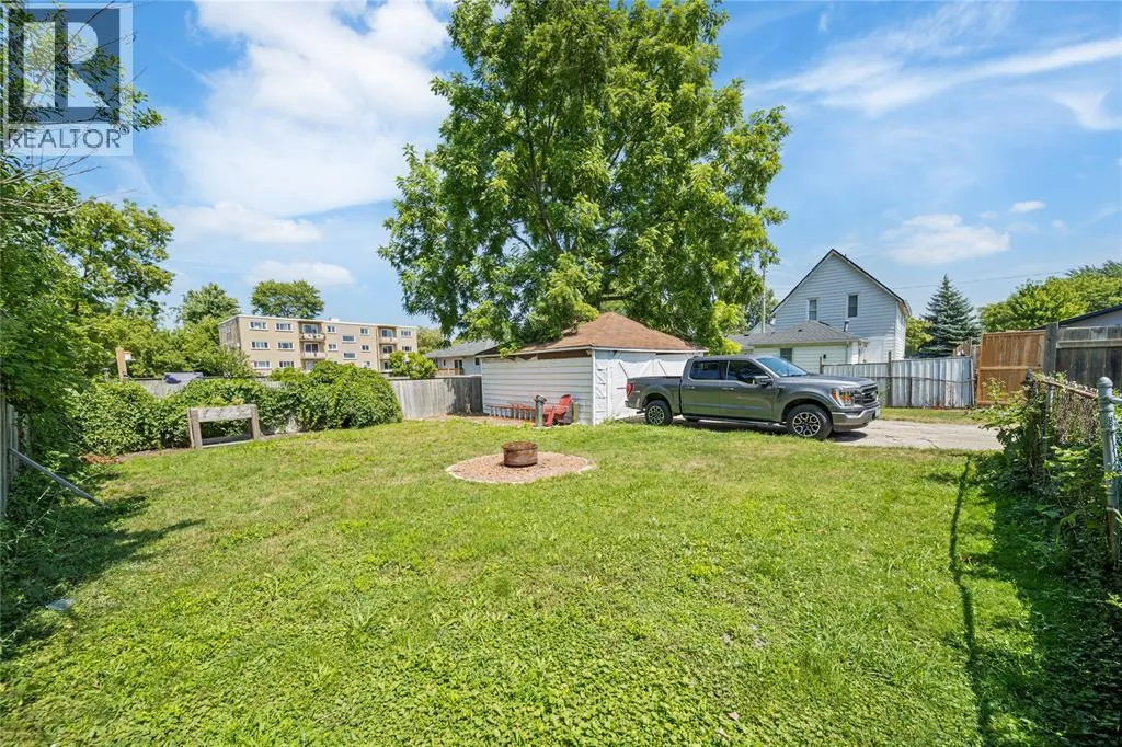 224 CONFEDERATION STREET