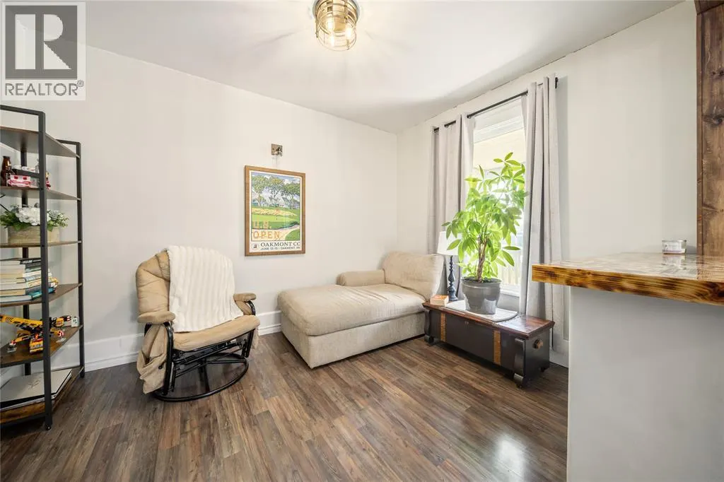 224 CONFEDERATION STREET