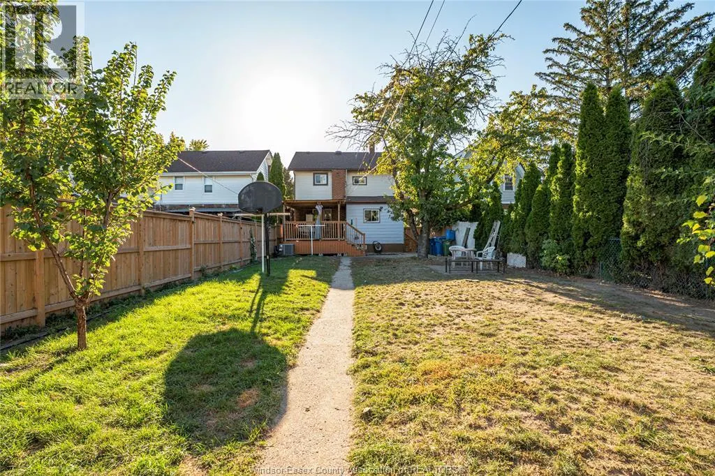 1158 PARENT AVENUE