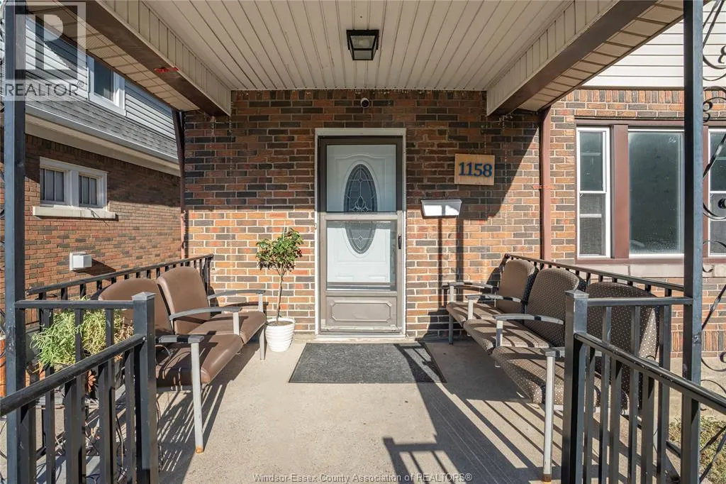 1158 PARENT AVENUE
