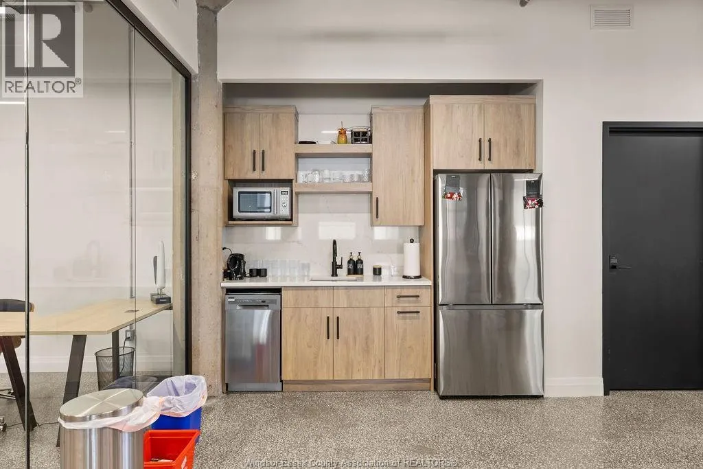 325 DEVONSHIRE Unit# 320