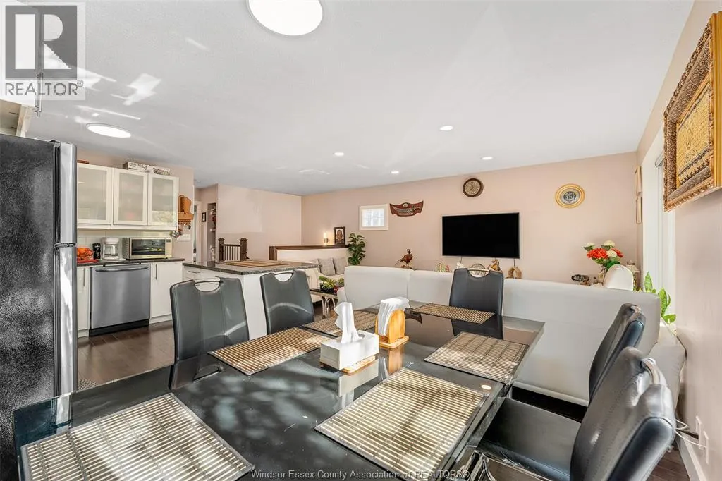 9978 FOREST GLADE COURT Unit# 5