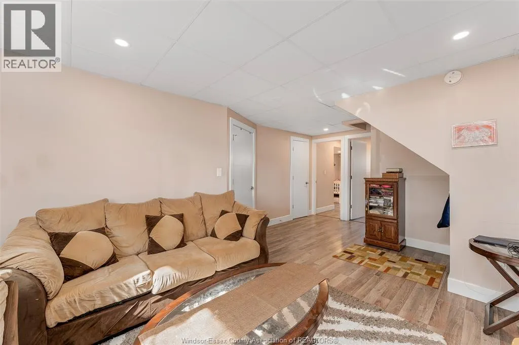 9978 FOREST GLADE COURT Unit# 5