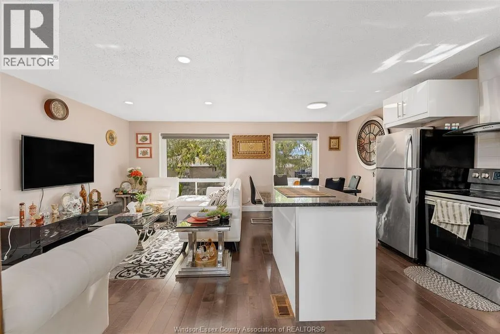 9978 FOREST GLADE COURT Unit# 5