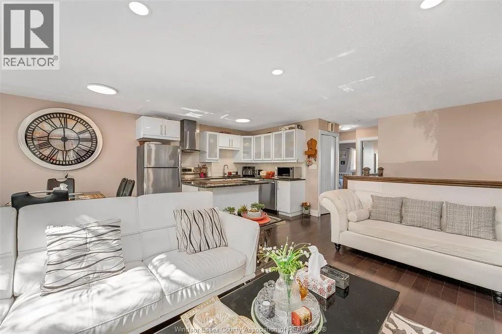 9978 FOREST GLADE COURT Unit# 5