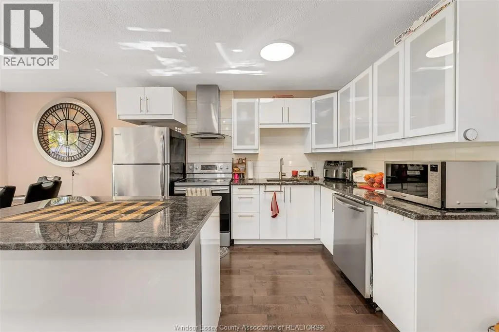 9978 FOREST GLADE COURT Unit# 5