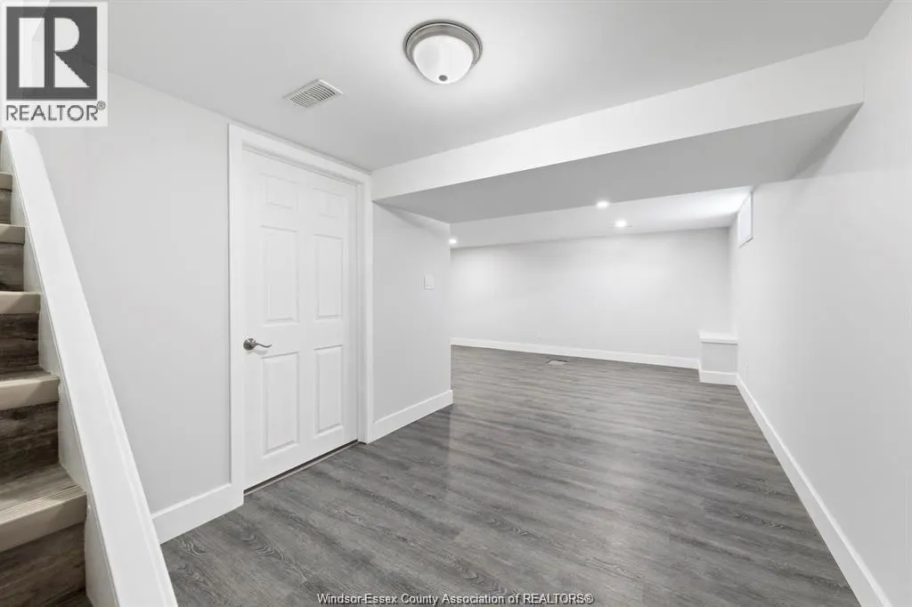 3024 GRANDVIEW