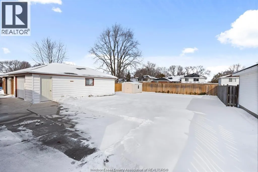 3024 GRANDVIEW