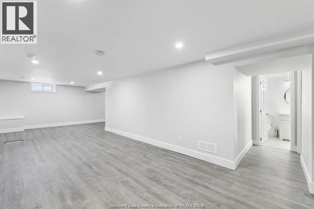 3024 GRANDVIEW