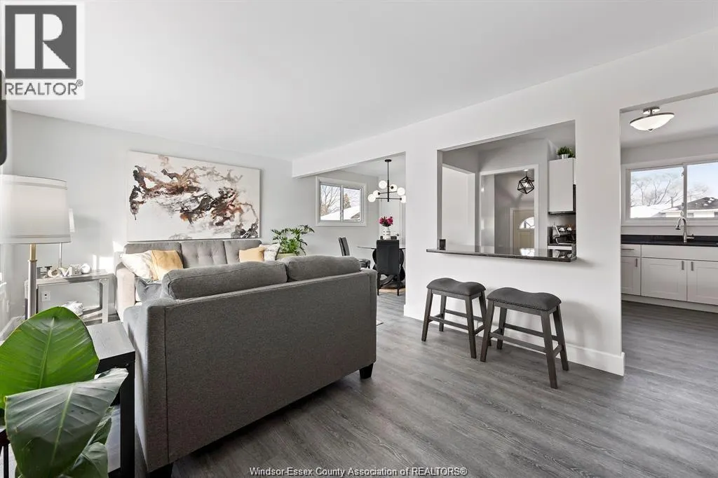 3024 GRANDVIEW