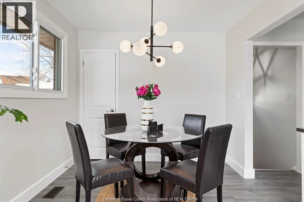 3024 GRANDVIEW