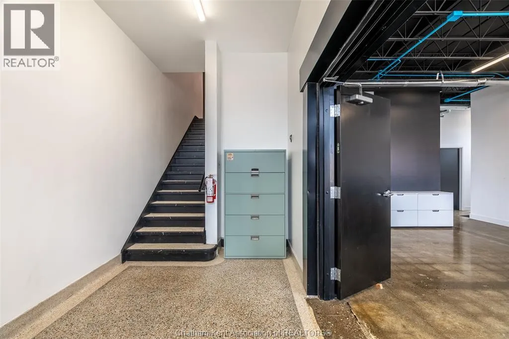 146 Wellington STREET West Unit# 2&3