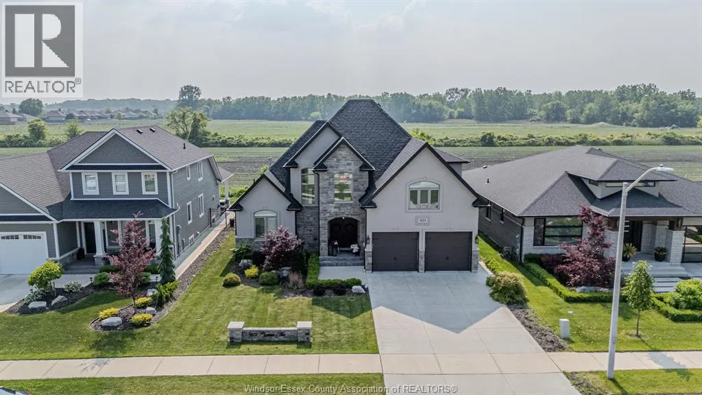 929 CHATEAU