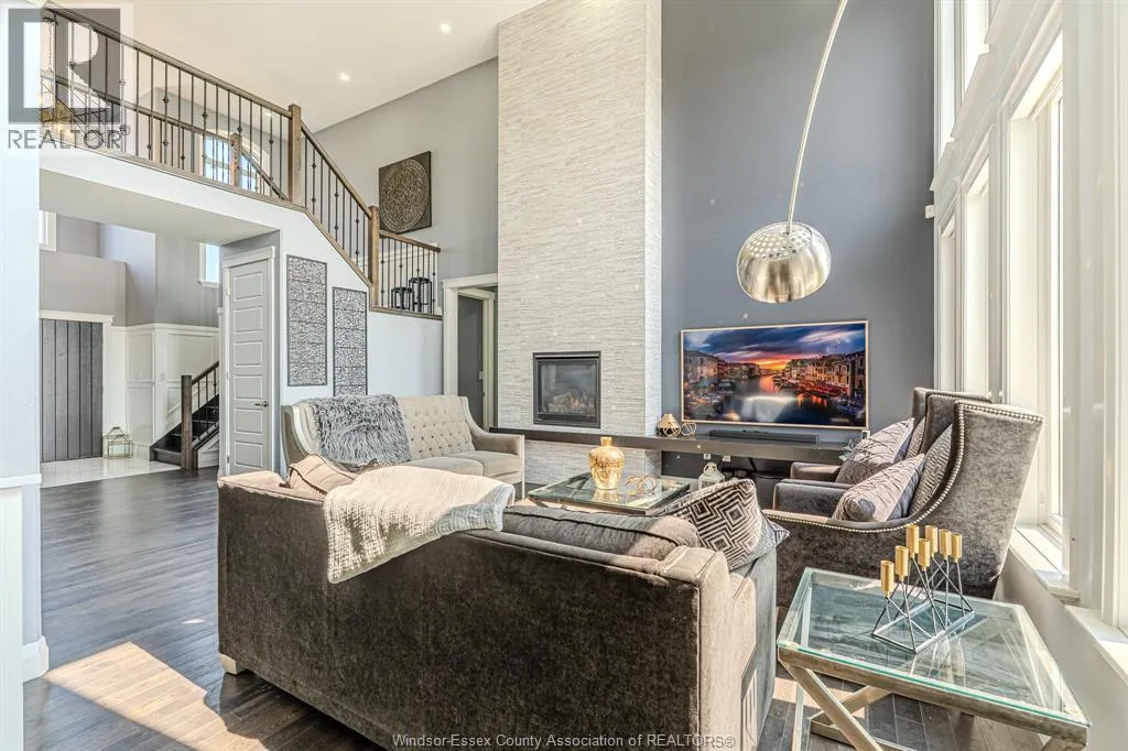 929 CHATEAU