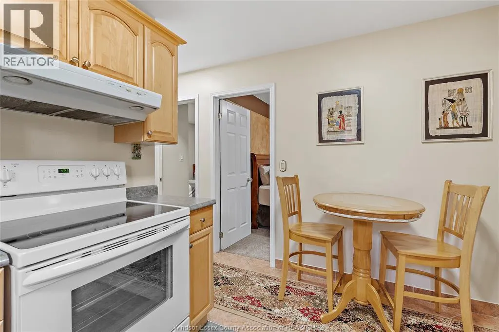 1657 GLENDALE