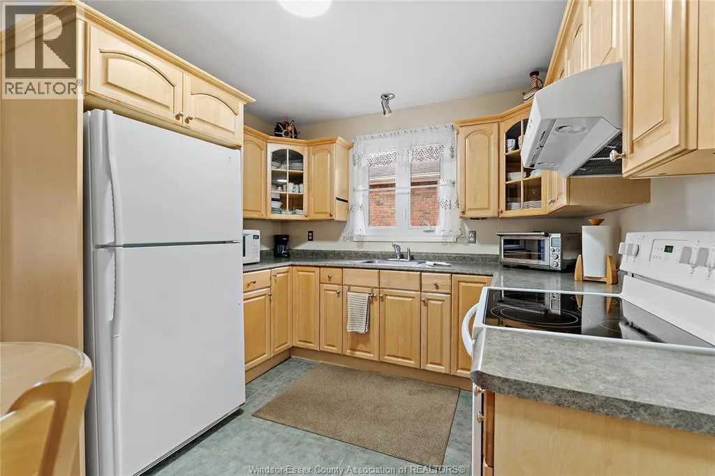 1657 GLENDALE