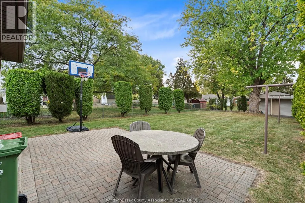 1657 GLENDALE