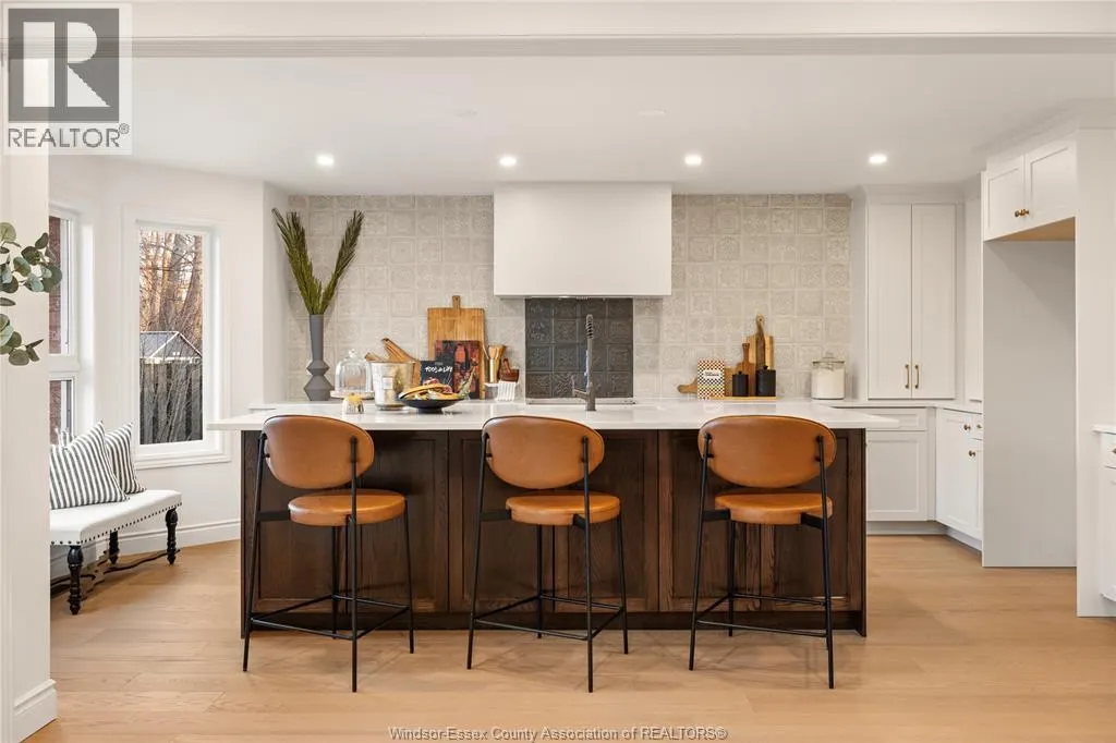 3522 WHITESIDE DRIVE