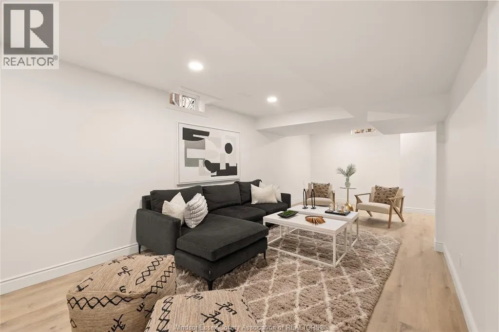 3522 WHITESIDE DRIVE
