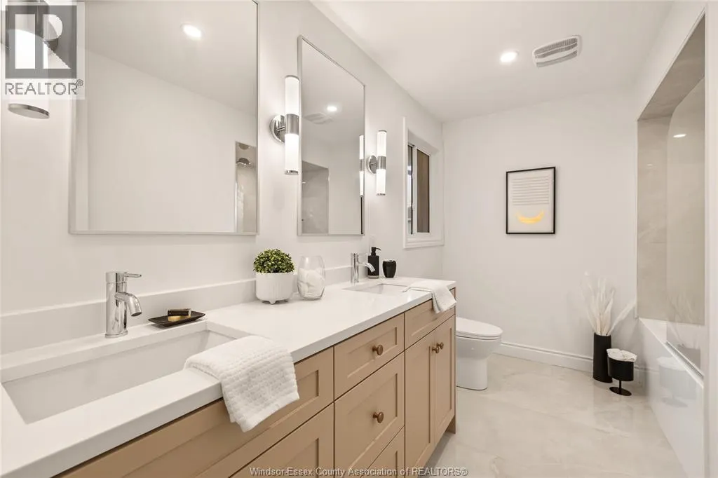 3522 WHITESIDE DRIVE