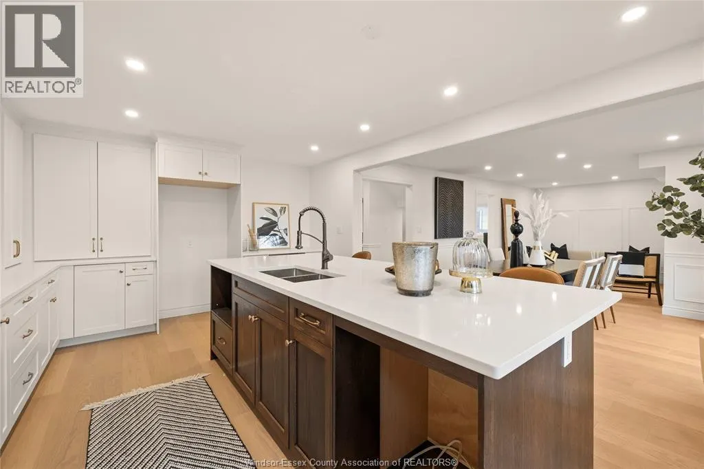 3522 WHITESIDE DRIVE