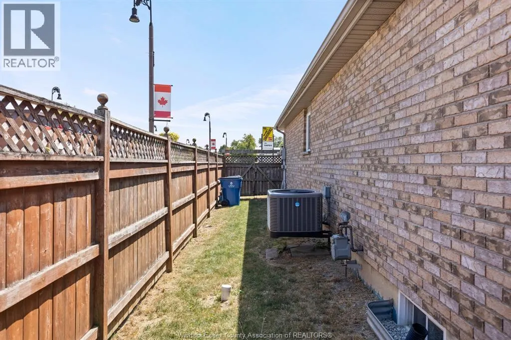 2 CRAWFORD AVENUE Unit# B