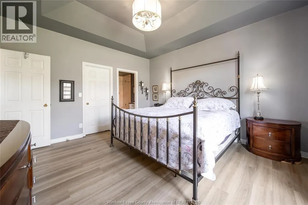 11924 COBBLESTONE CRESCENT