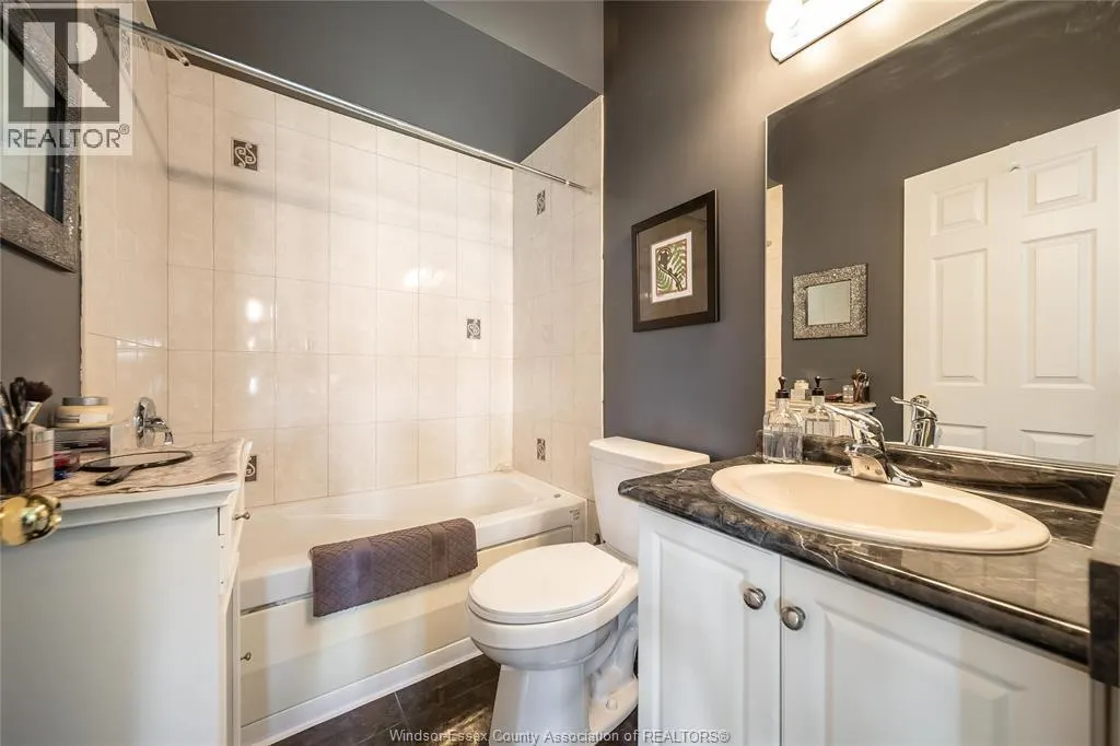 11924 COBBLESTONE CRESCENT