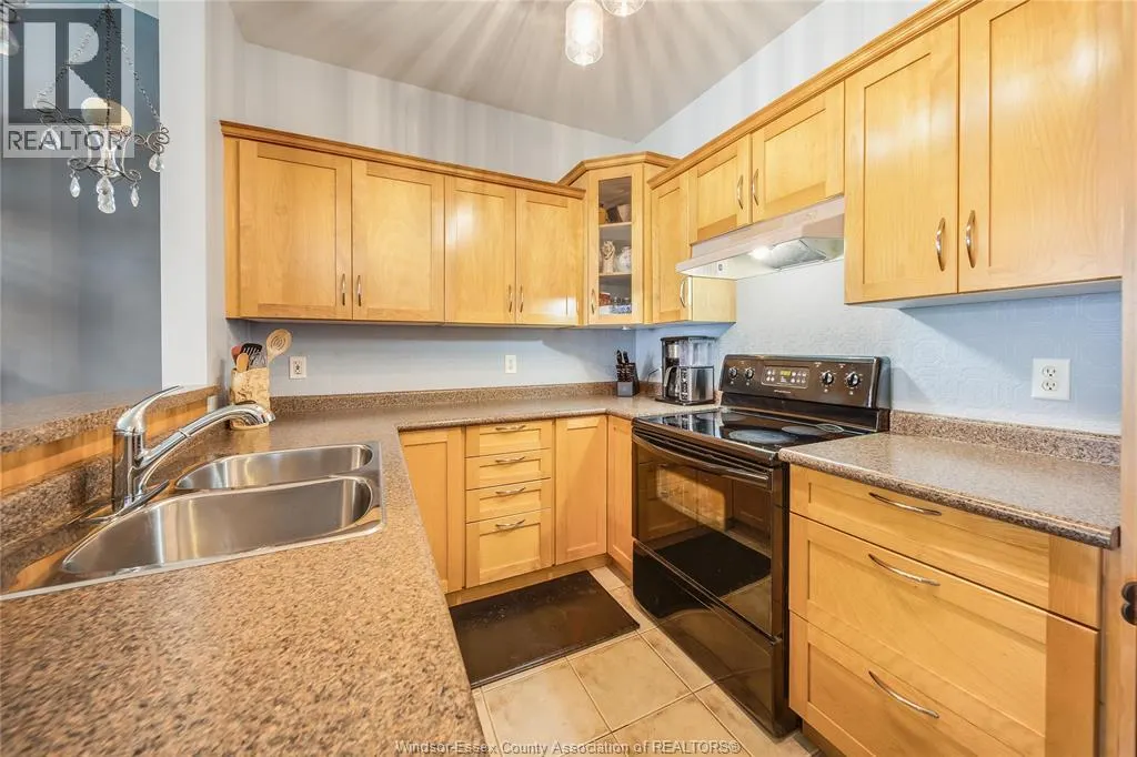 11924 COBBLESTONE CRESCENT