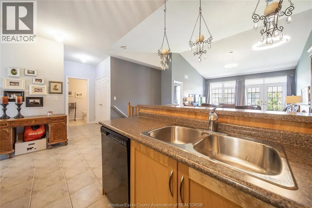 11924 COBBLESTONE CRESCENT