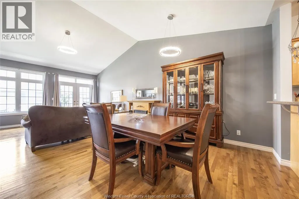 11924 COBBLESTONE CRESCENT