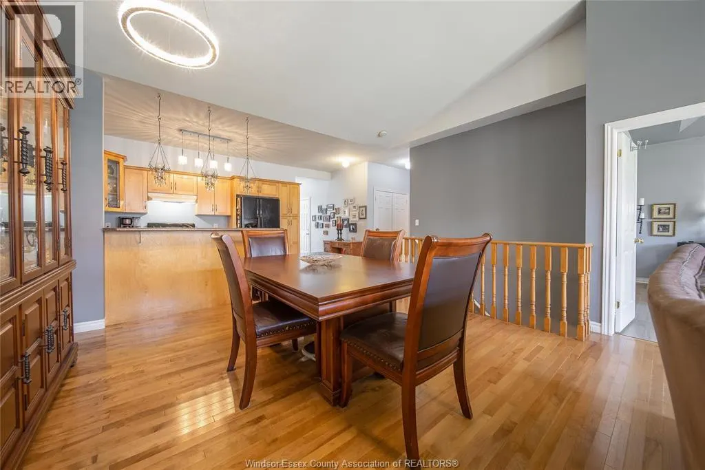 11924 COBBLESTONE CRESCENT