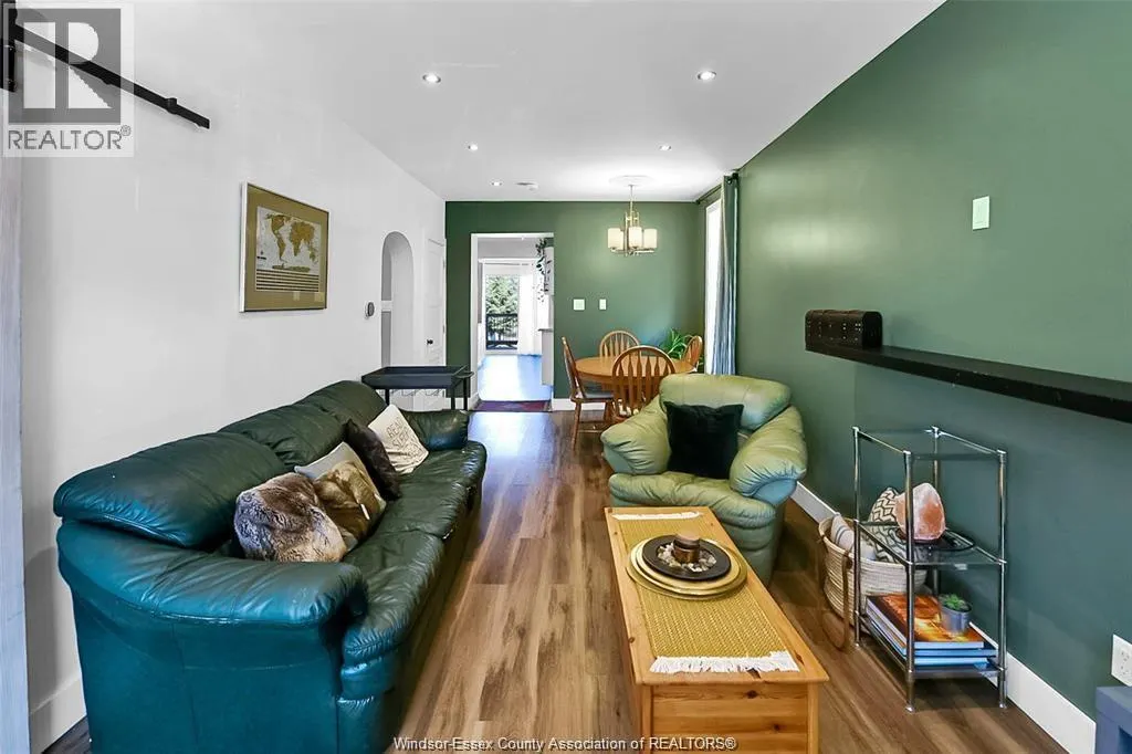 324 PIERRE AVENUE Unit# MAIN