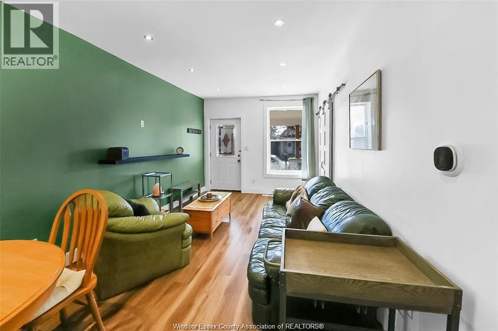 324 PIERRE AVENUE Unit# MAIN