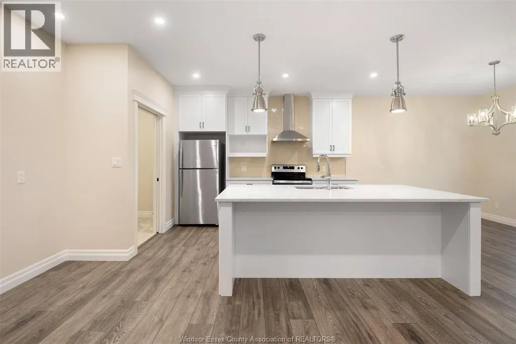 53 BELLEVIEW